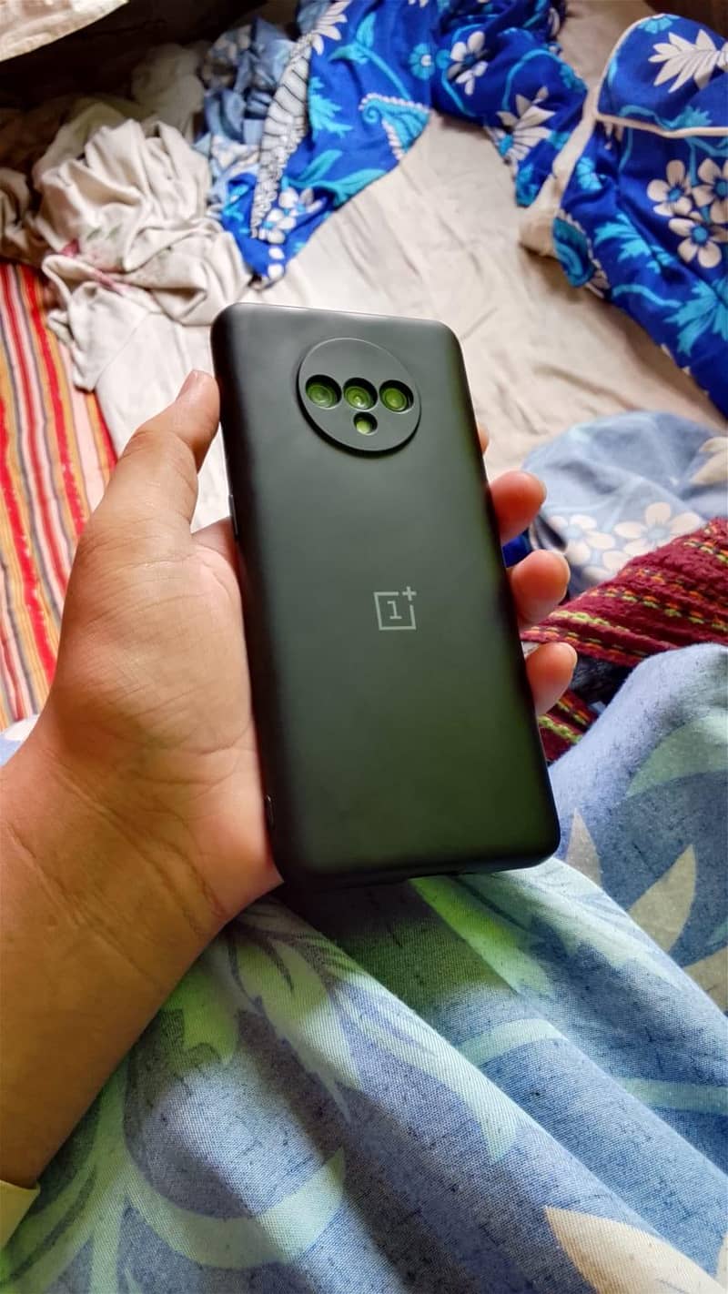 One Plus 7T 1