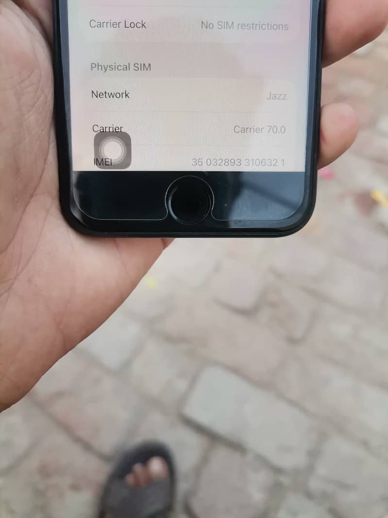 Iphone se 3 (exchange possible) 2