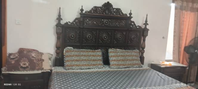 Chinot furniture