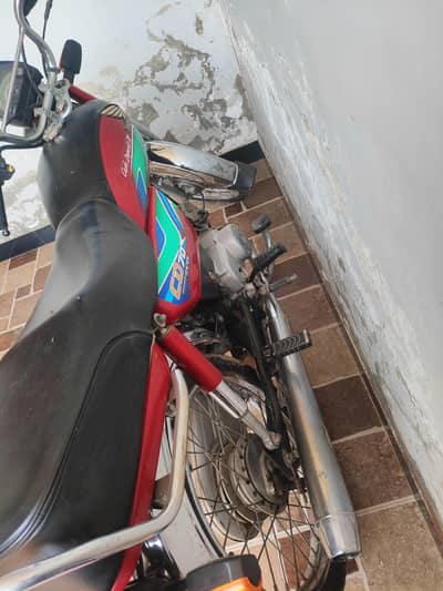 cd 70 2018 model neat and clean