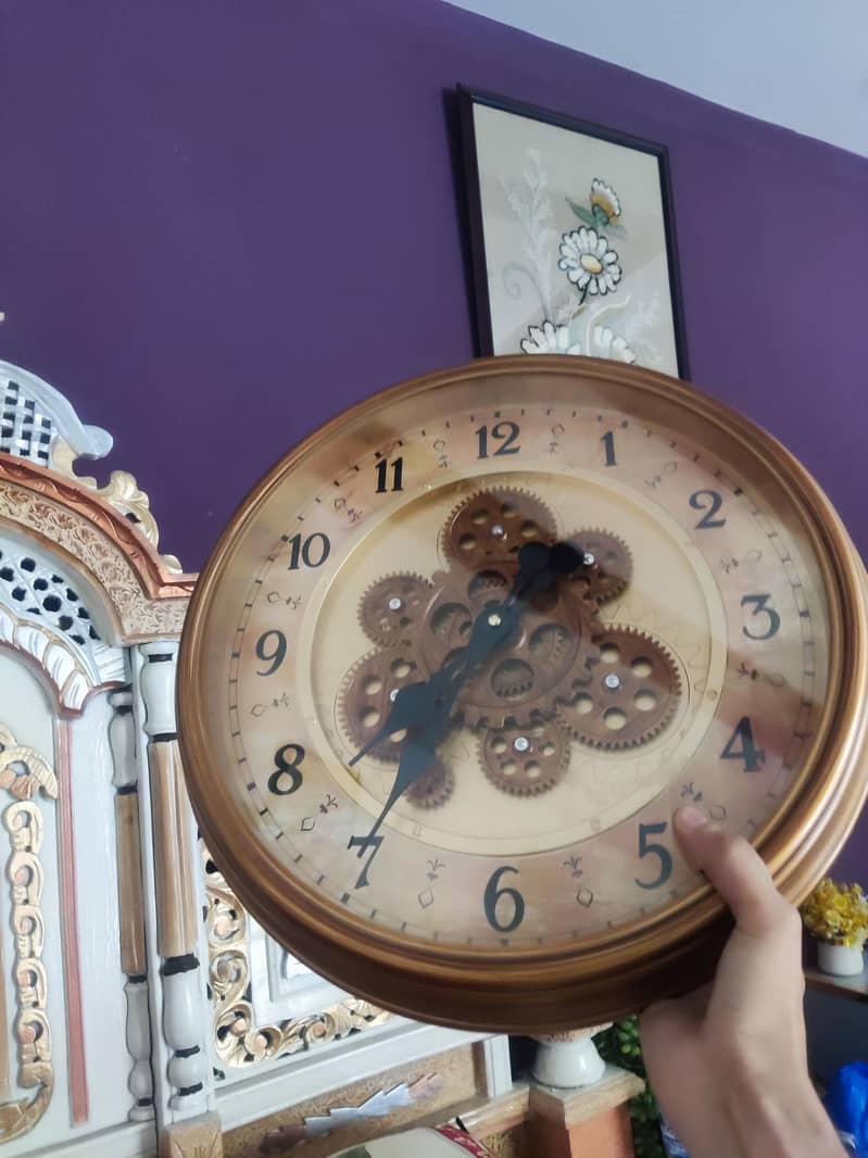 Wall clock ⏰ new design. . 0