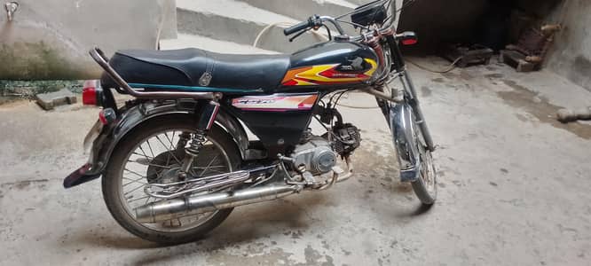 very beautiful bike03023585900