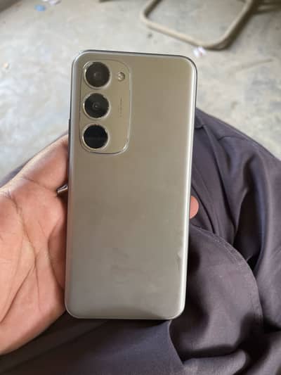 Tecno 40 pro plus