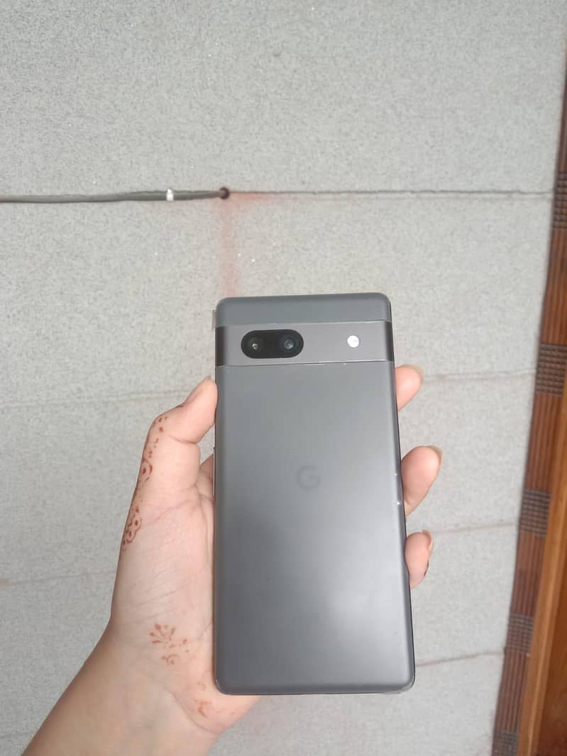 Google Pixel 7a 4