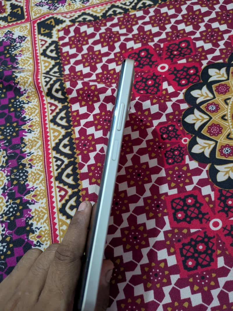 Realme note 70 4