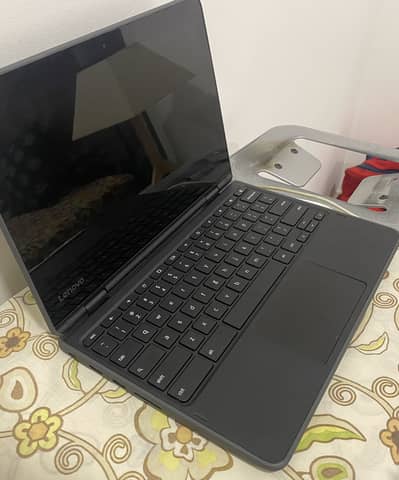 Lenovo Chrome Book
