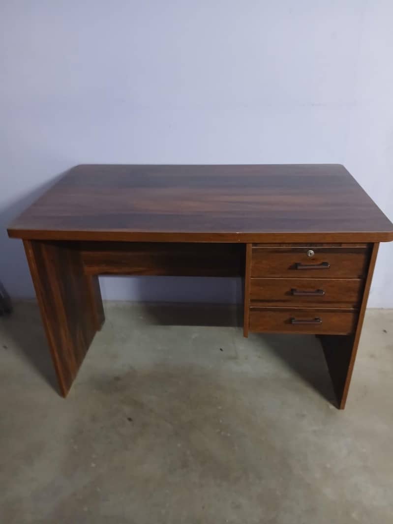 Office Table 4
