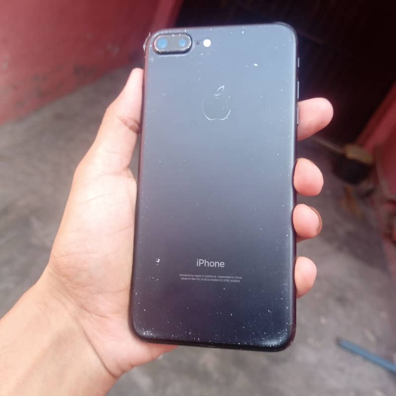 Apple iPhone 7 Plus 2