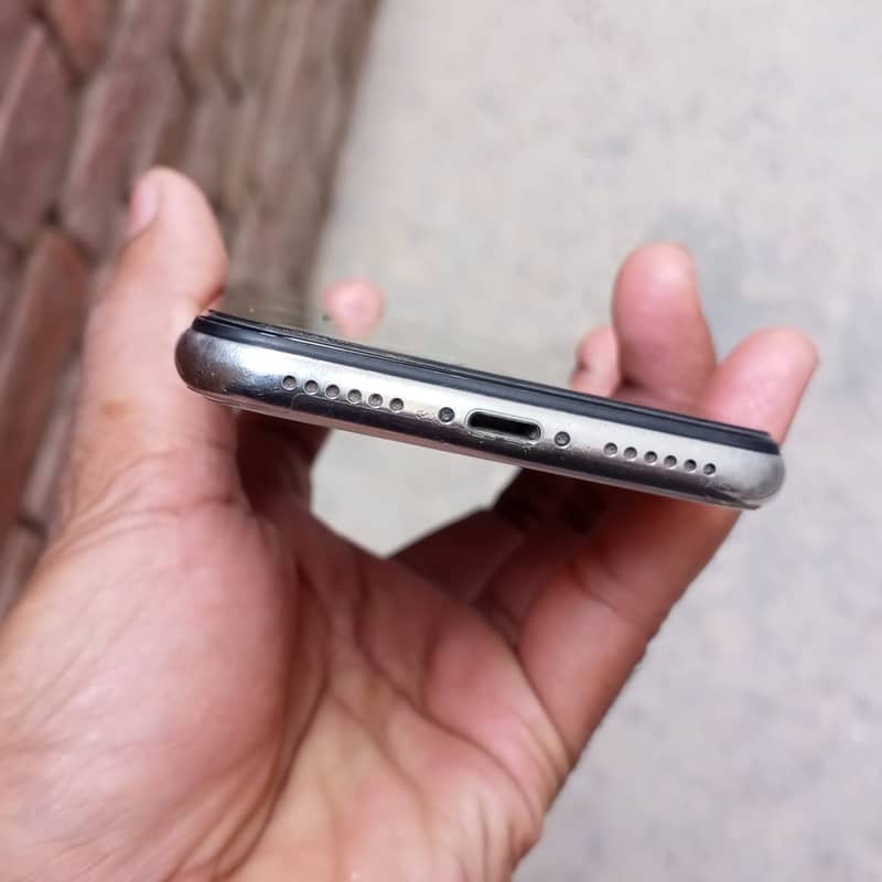 Apple iPhone X 2