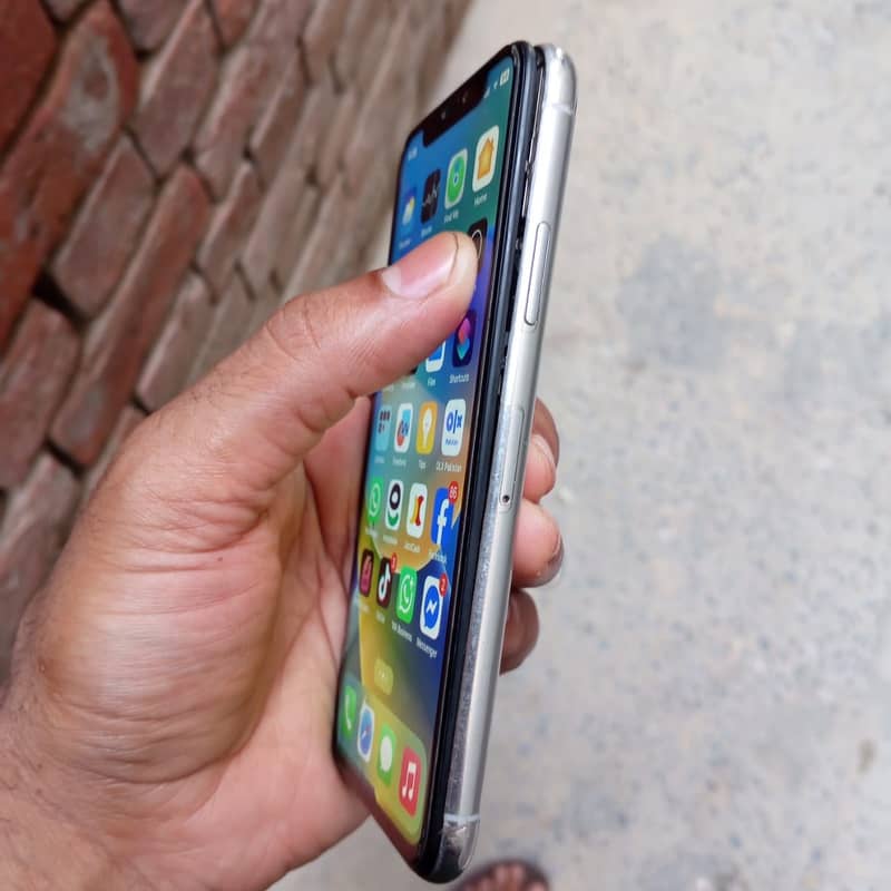 Apple iPhone X 8