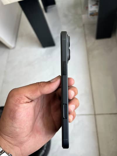 Apple iPhone 16 Pro Max
