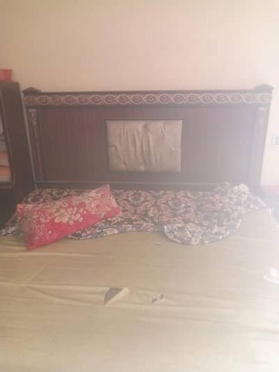 selling bed