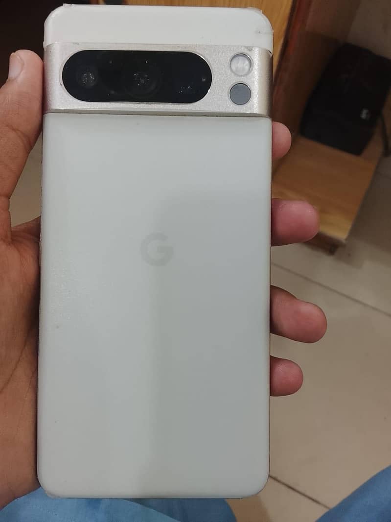 Google Pixel 8 Pro 1