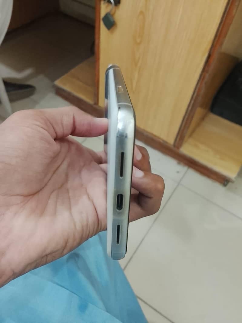 Google Pixel 8 Pro 3