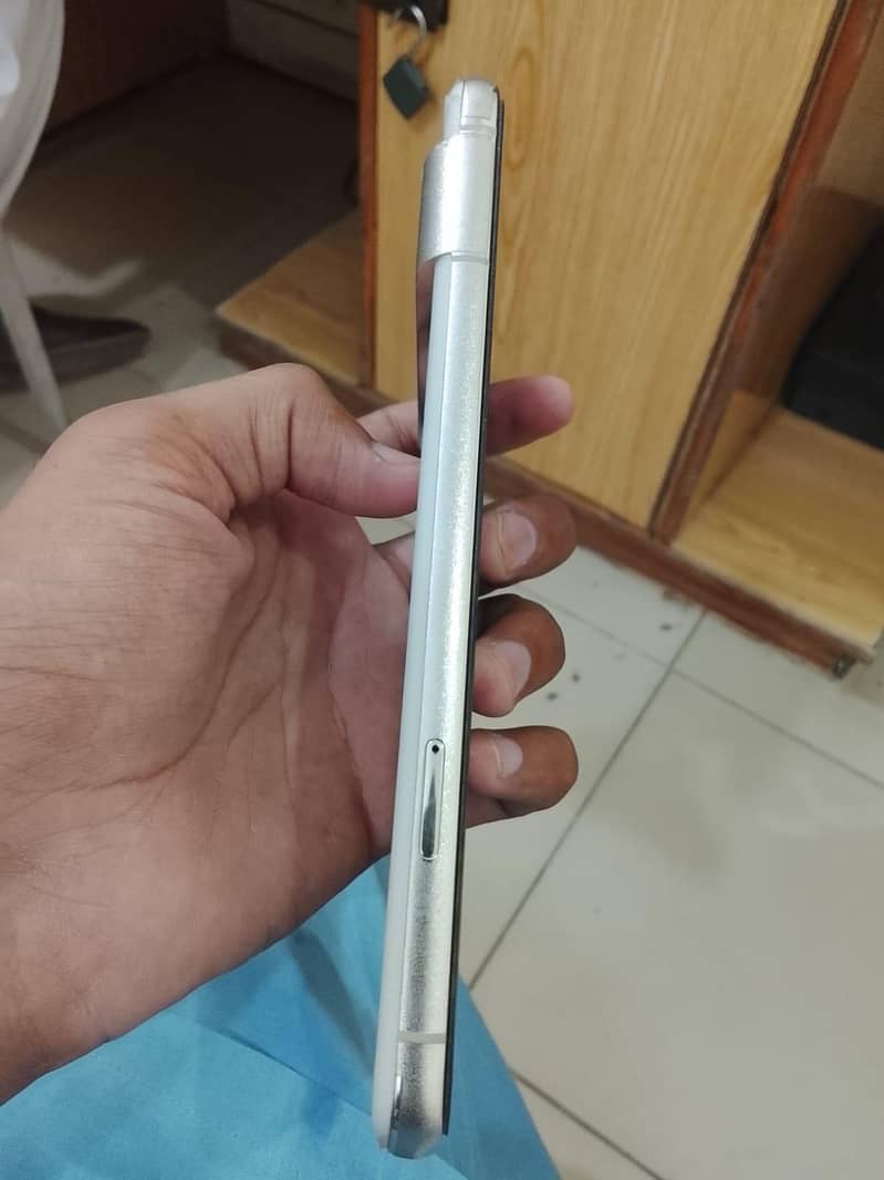 Google Pixel 8 Pro 5