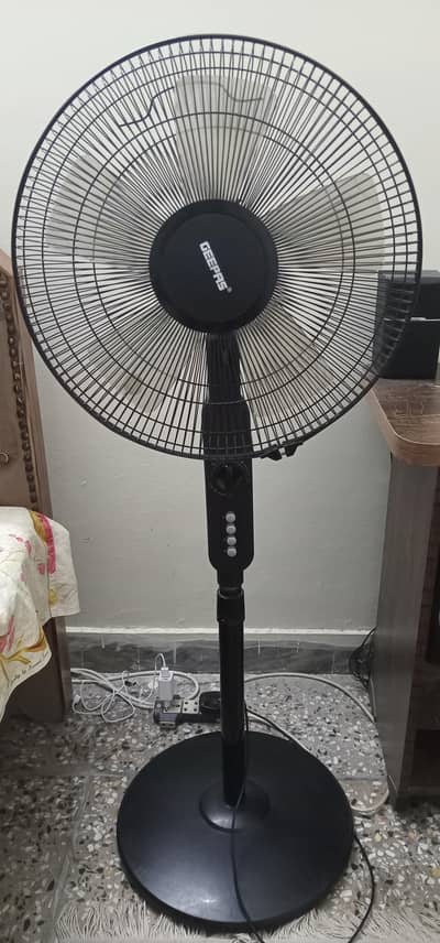 Geepas 16 inch Metal Stand Fan