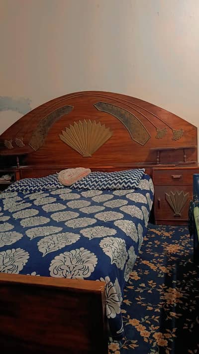 King Size Wooden Bed with Mattress & Side Tables – Excellent Condition