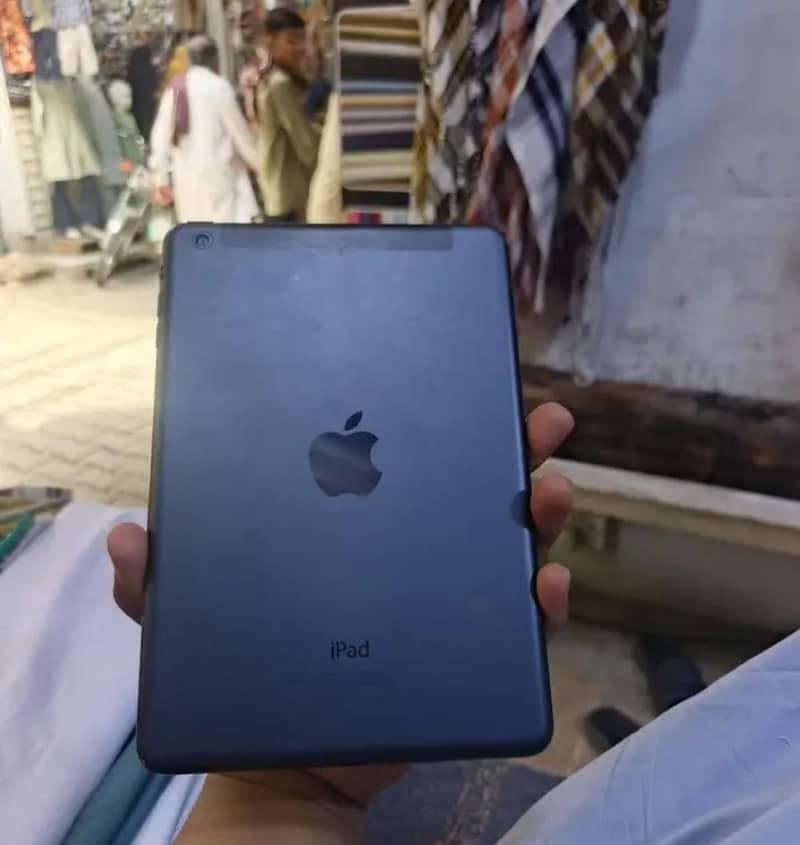 IPAD MINI 1 1