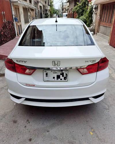 Honda city 1.2 CVT Automatic