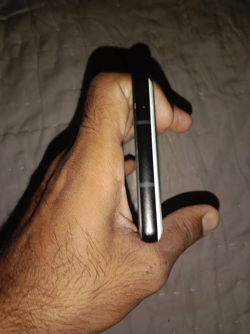 Google Pixel 6a 4