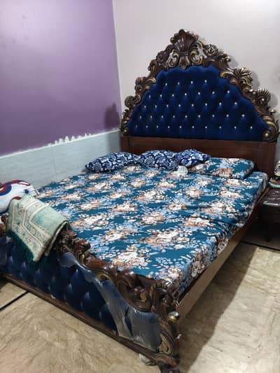 Bed, Wardrobe and Divider