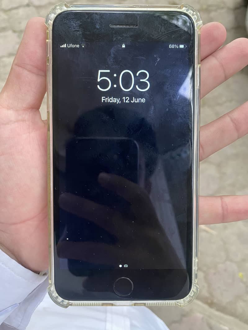 Apple iPhone 7 Plus 3