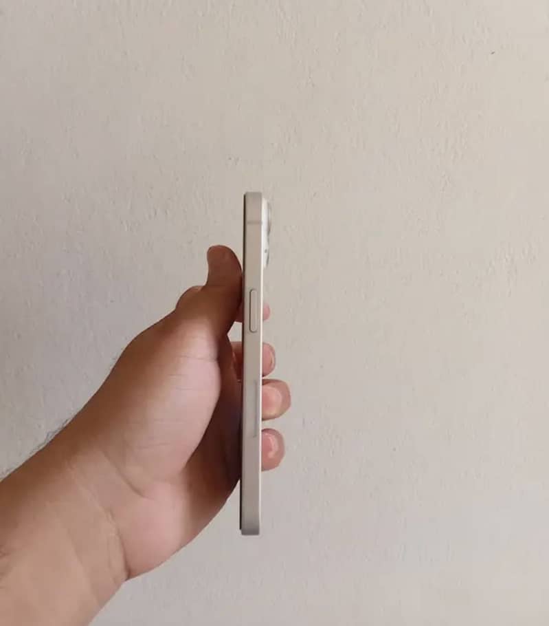 iPhone 14 1