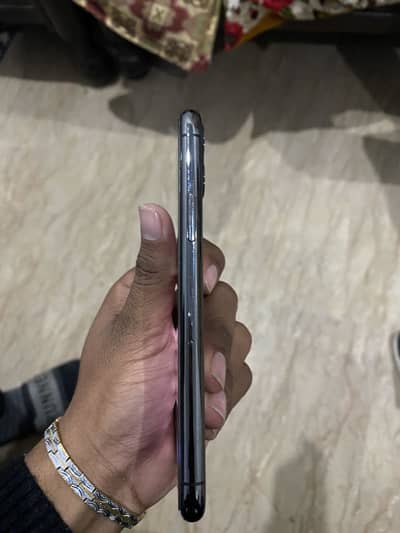 Apple iPhone 11 Pro
