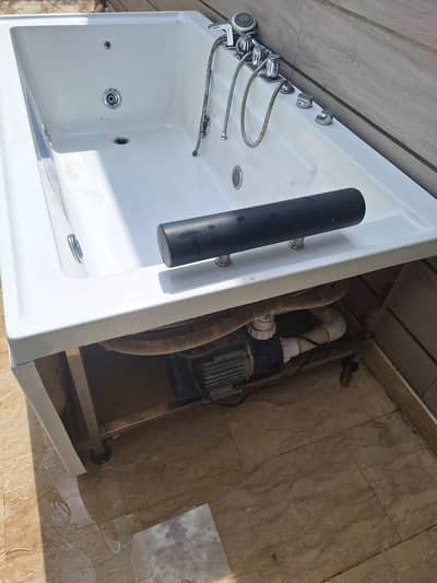 Bath Tub