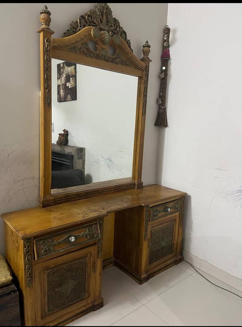 Dressing Table 1