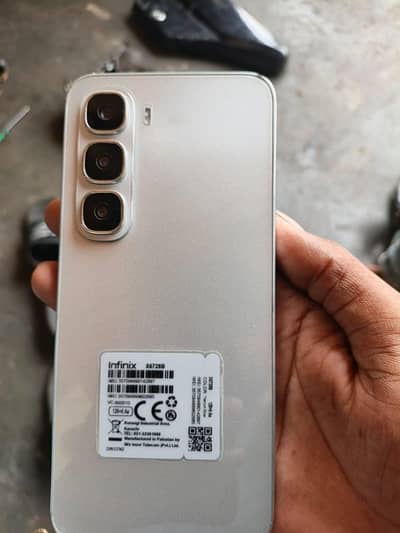 infinix Hot 60i