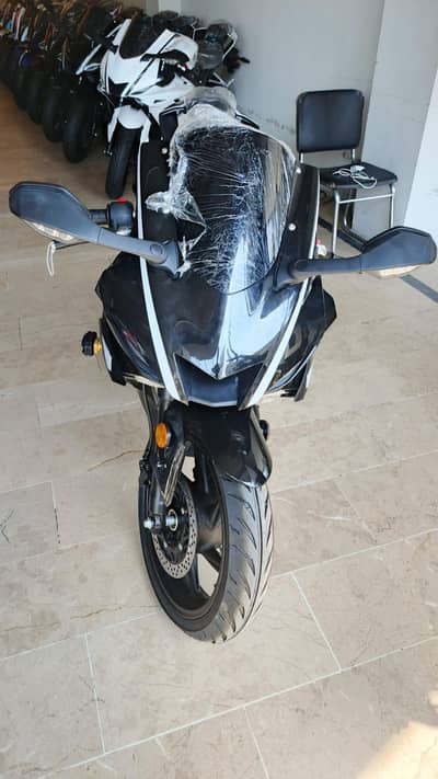 yamaha R6 rapilca 250cc 2026