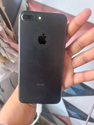Apple iPhone X or 7+