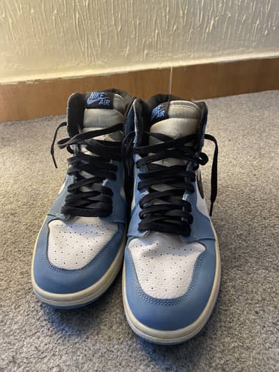 Air Jordan 1 OG UNIVERSITY BLUE