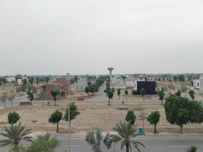 I Sell 8MARLA PLOT IN B Block facing Green belt BAHRIA EDUCATION MEDICAL CITY