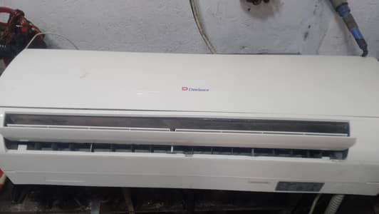 1 Ton Sada Dawlance AC - 100% OK Condition