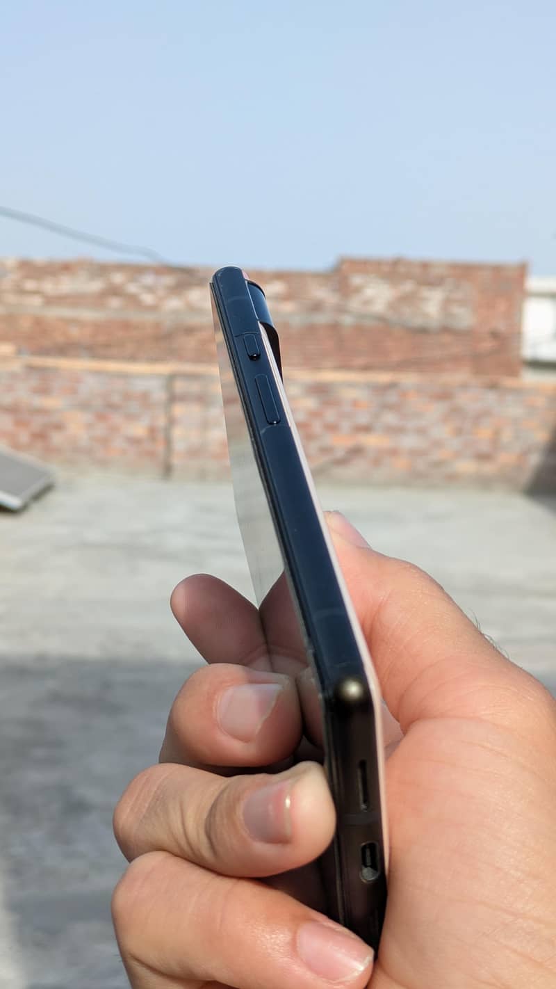 Google Pixel 6 12