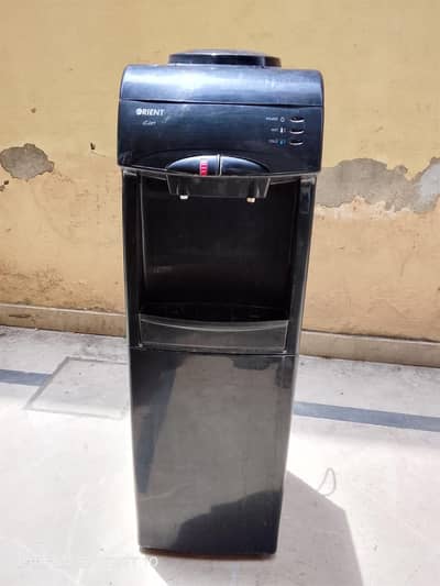 Orient water dispenser