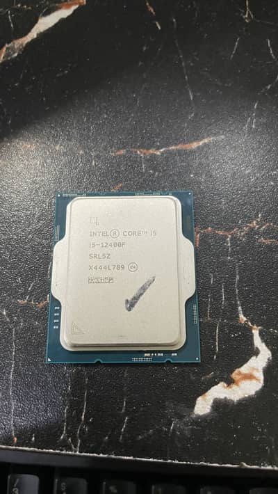 Core i5 12400F