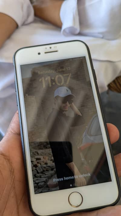 Apple iPhone 8