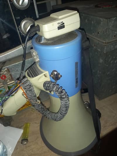 Mega Mic spekaer