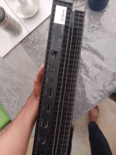 Xbox one x 1tb with offline games