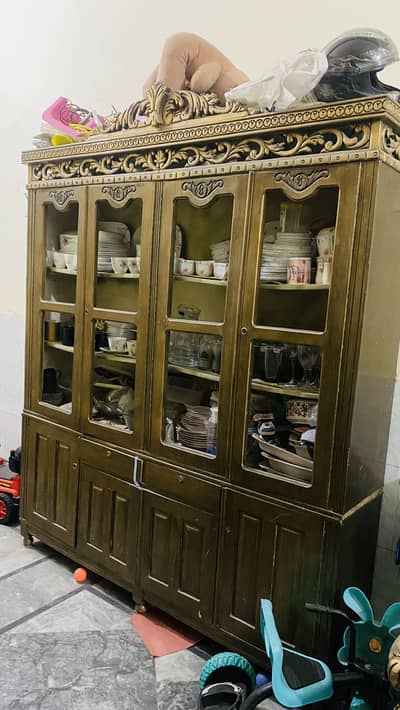 Show case total  chinyoti wooden made