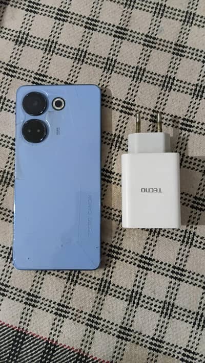 Tecno CAMON 20