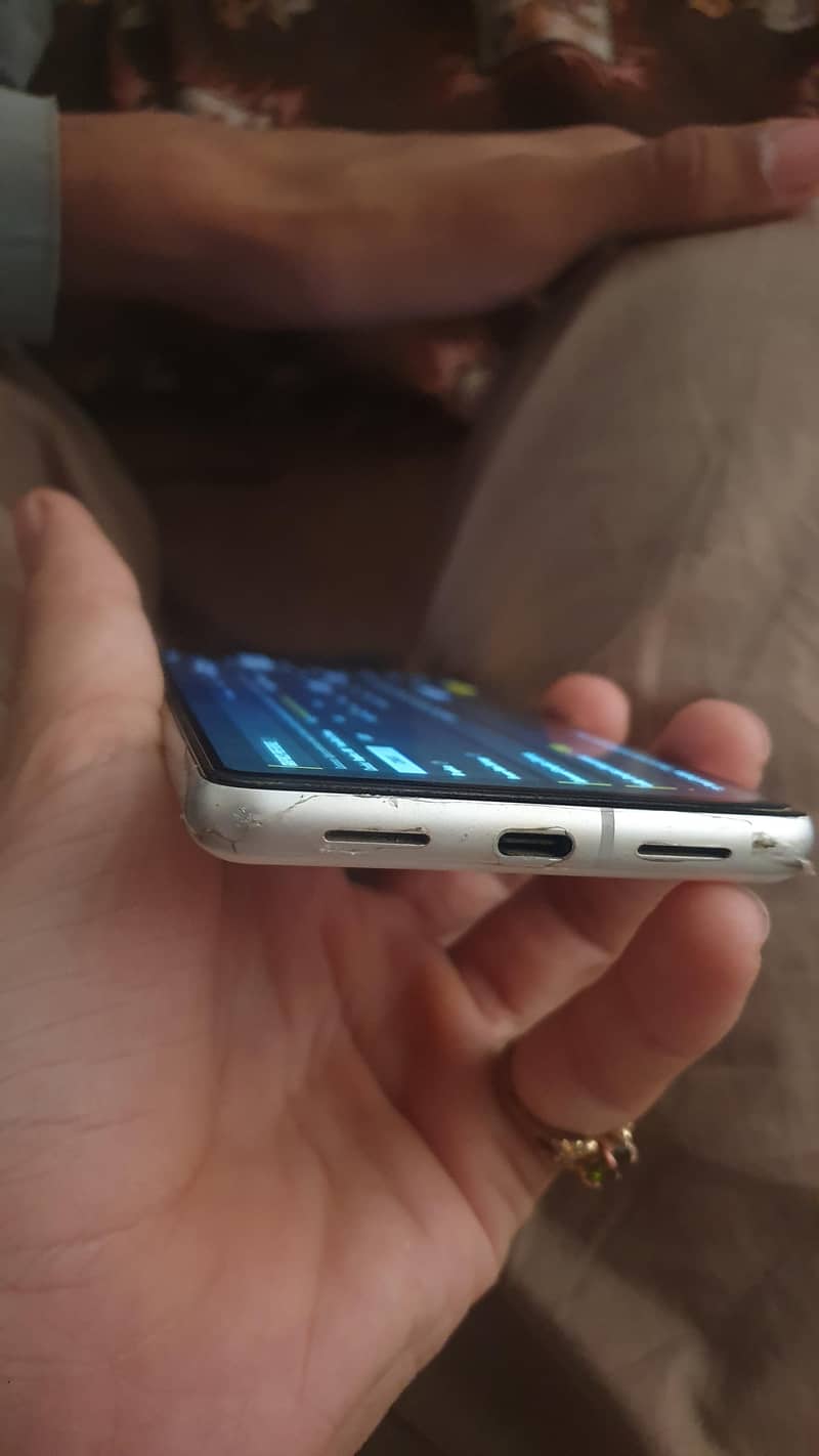 Google Pixel 7 3