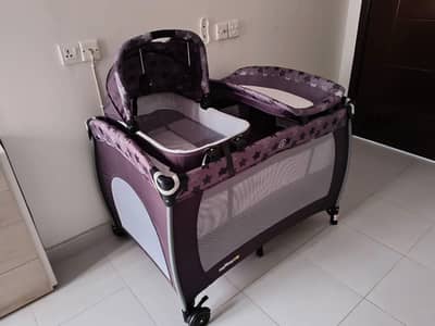 baby crib playyard