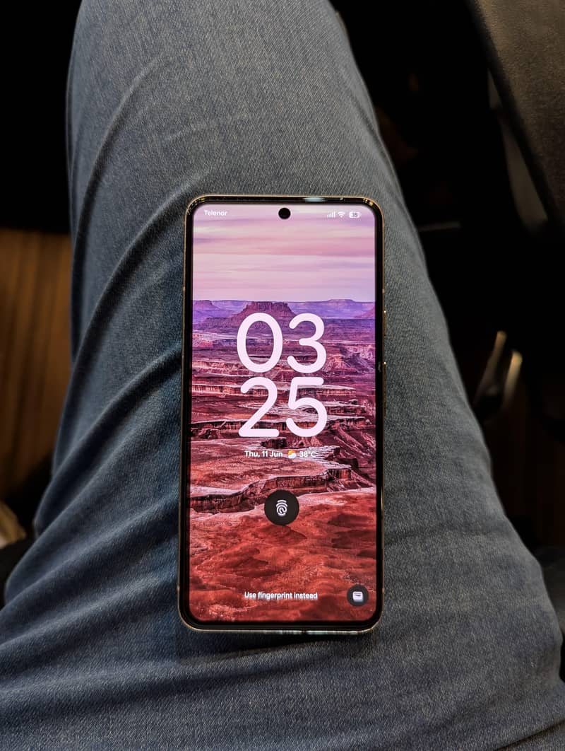 Google Pixel 8 3