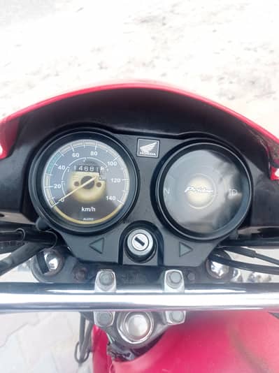 Honda prider cb 100cc bike