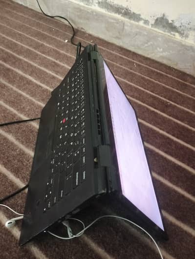 Lenovo Thinkpad x1, 16 GB ram, core i7, 8th Gen