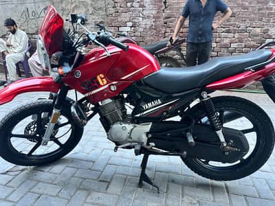 YAMAHA YBR G